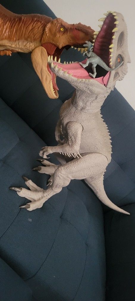 Giant Dinosaurs 