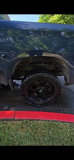 "20 ROCKSTAR RIMS+Tire