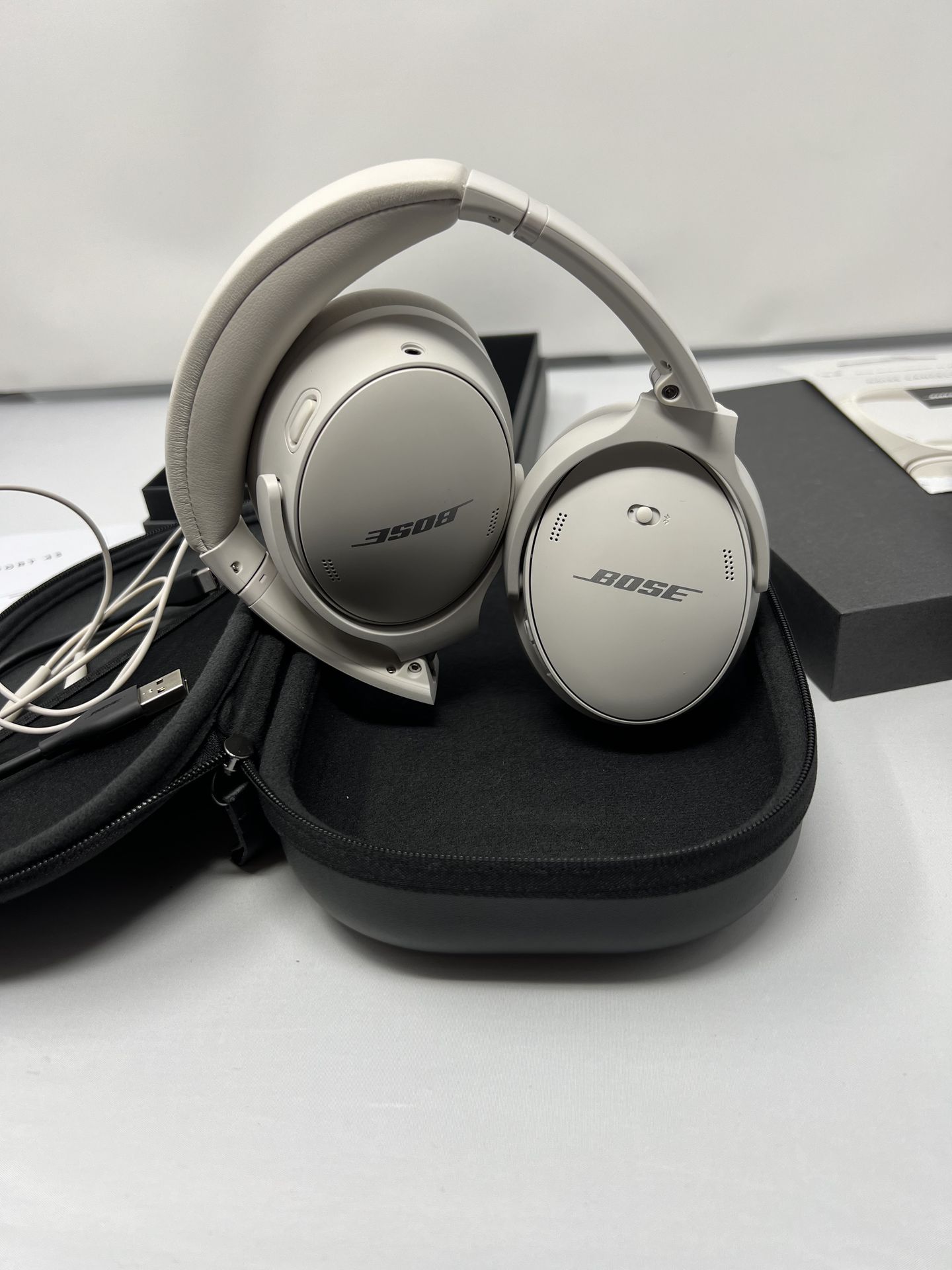 Bose QuietComfort 45 Wireless Bluetooth Noise Cancelling Headphones (Lot 2)