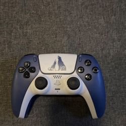 God of War Ragnarok Limited Edition PS5 Controller 