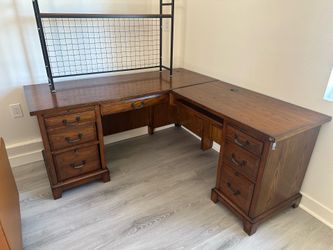 Wooden L desk with keys