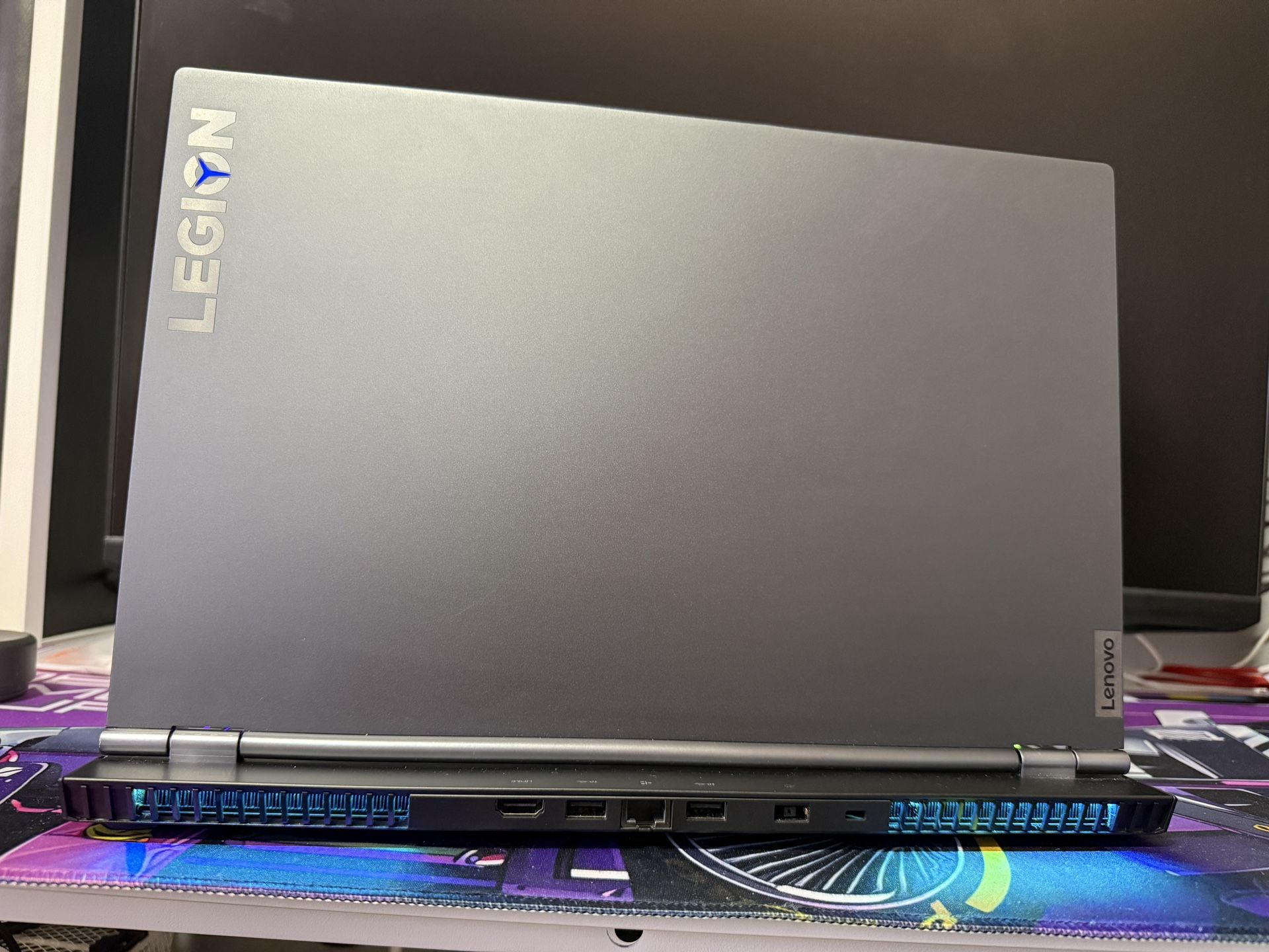 Lenovo Legión 7 Gaming Laptop 