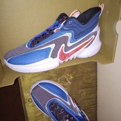Nike Cosmic 2, Size 12 