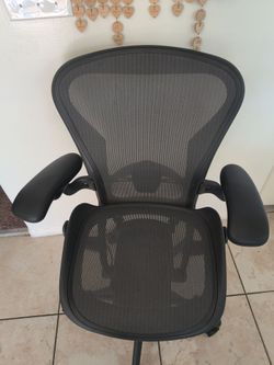 Herman Miller chair size B