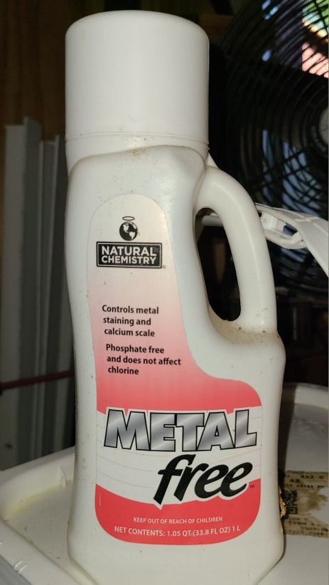 Metal Free Pool Chemical 1 Quart
