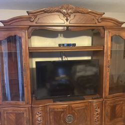 Wall Unit 