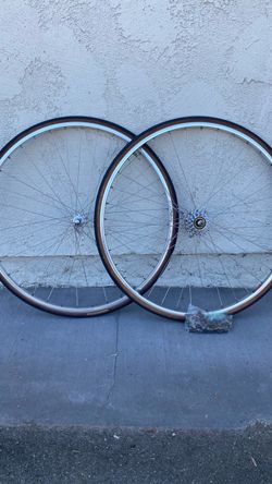 Wheels road bike. Miche.