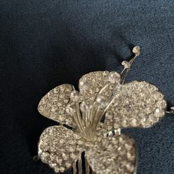 It’s Very Cute Hair Clip