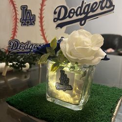 Centerpieces Dodgers & 1st communion ⚾️ ✝️
