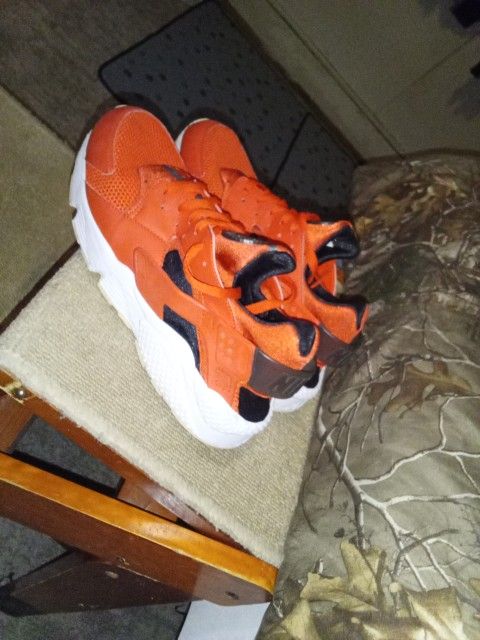 Size 13 Red Nikes
