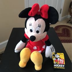 Disney plush Minnie 90 Yrs