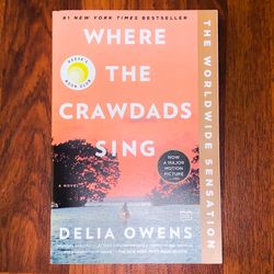 Where the Crawdads Sing by Delia Owens~Paperback *SHIPPING ONLY*