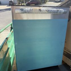 Frigidaire 24 in. Top Control Built-In Tall Tub 49 dBA Dishwasher in Stainless Steel with 5-Cycles