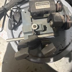 iHome AutoVac Eclipse G Robot Vacuum + Mop – Wi-Fi Smart Nav – Strong Suction