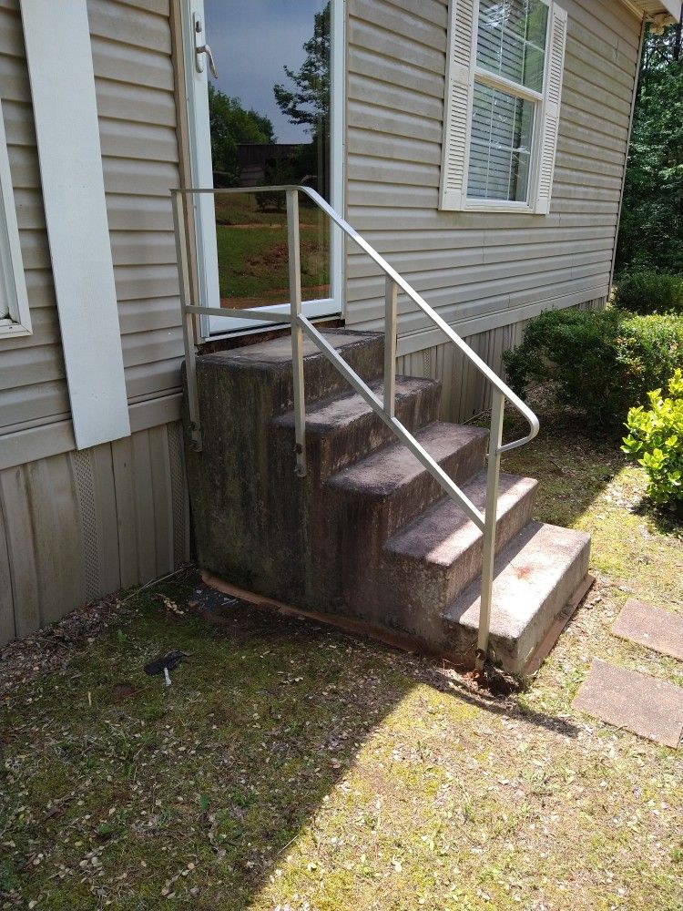 5 Steps Fiberglass With Handrail