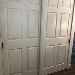 Slidding Closet Doors 