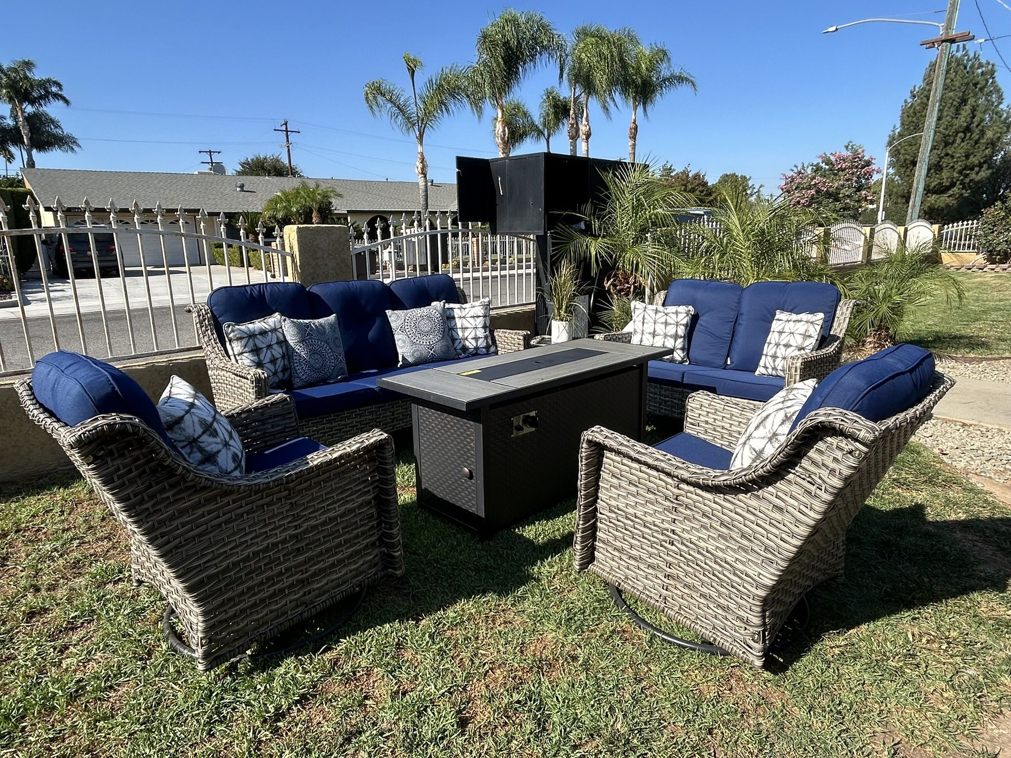 Patio Furniture Set Outdoor New In The Box