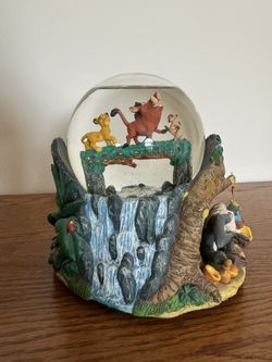 Disney Lion King “Hakuna Matata” Snowglobe