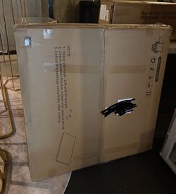 PORTABLE PICNIC TABLE - NEW IN BOX