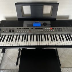 Yamaha Keyboard Piano PSR E443