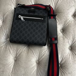 Gucci Messenger Bag 