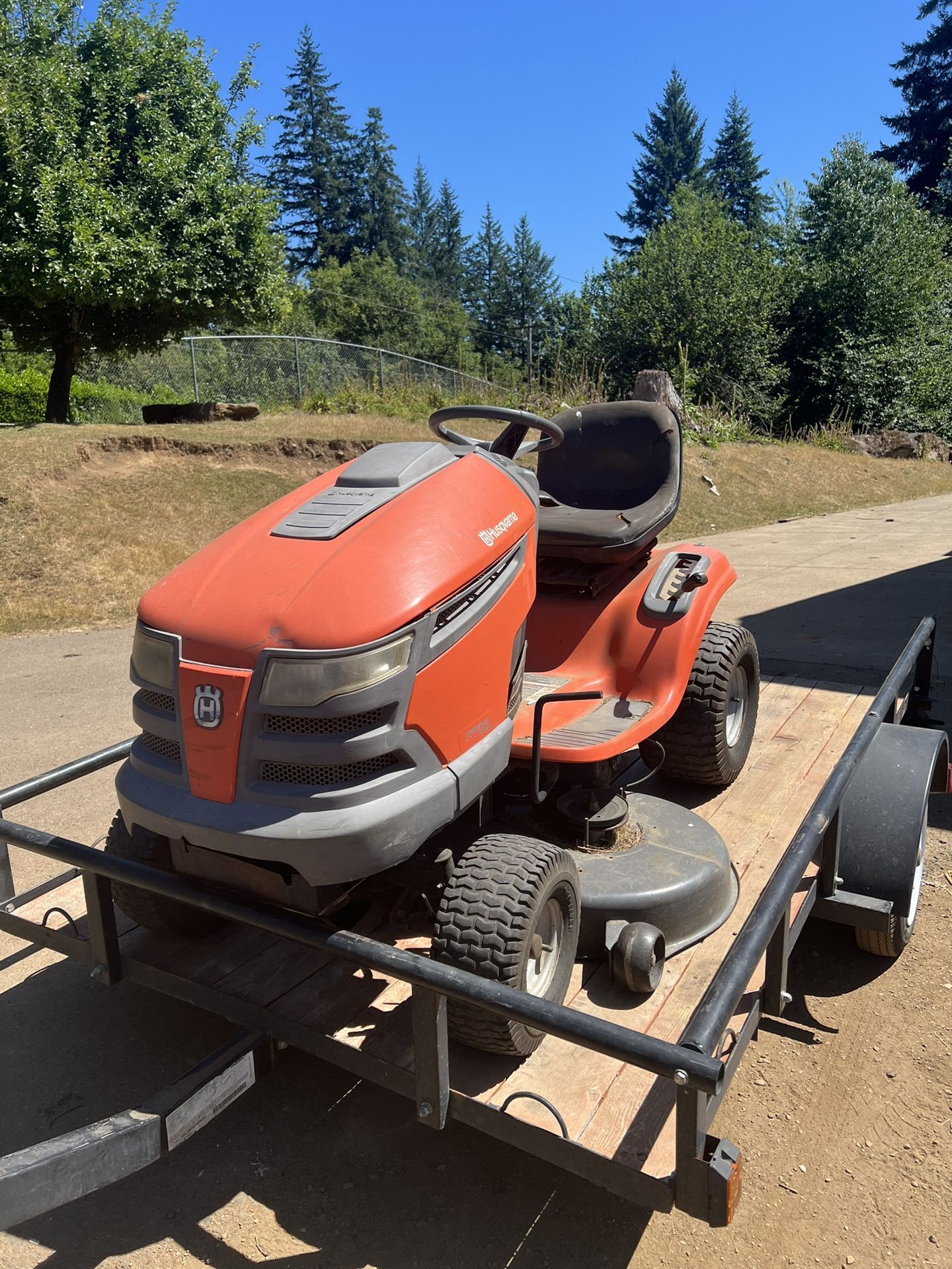Husqvarna Riding Lawn Mower