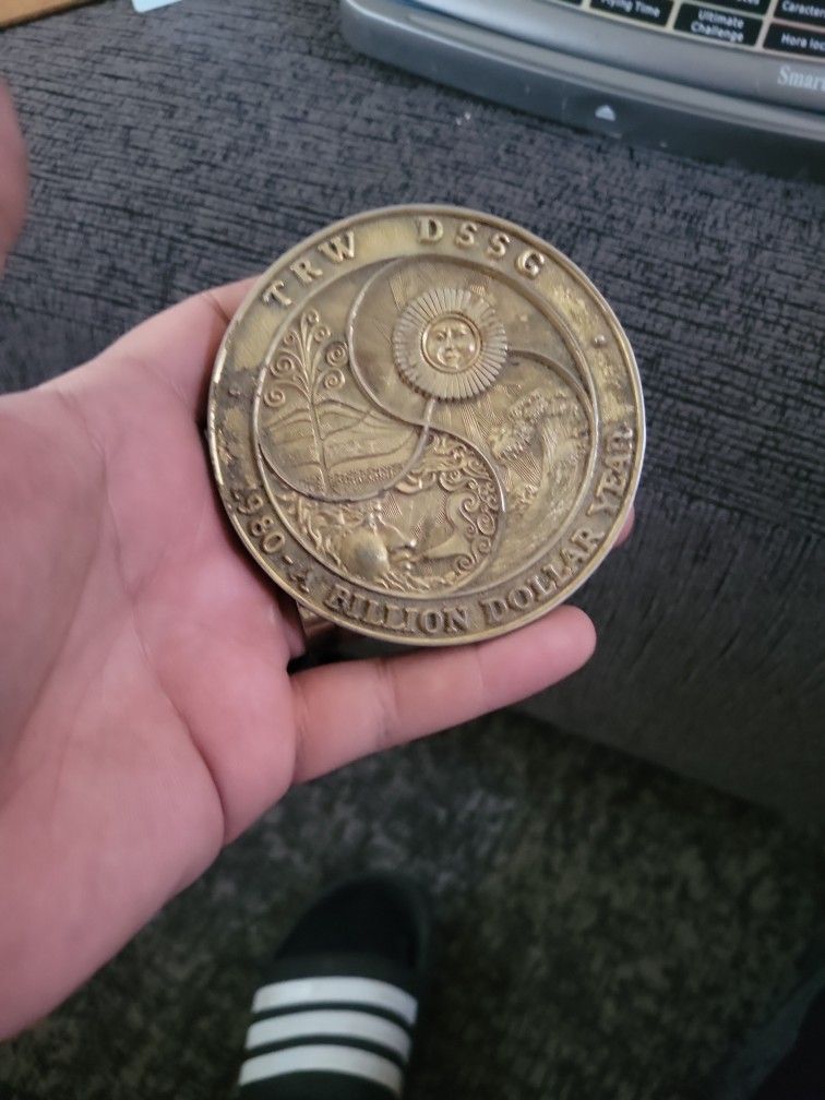 Trw Dssg 1980 Billion Dollar Year Paperweight