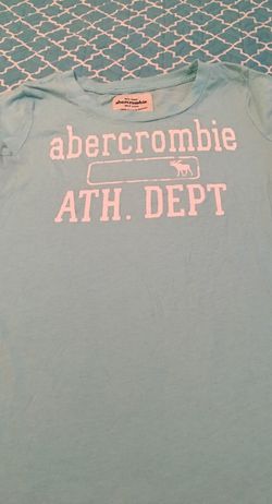 Abercrombie tee