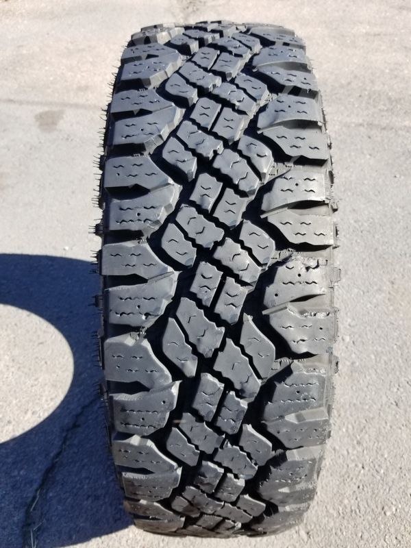 One (1) LT235/75R15 Goodyear Wrangler Duratrac 6ply 15" 4x4 Tire for