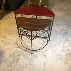 2 End Tables