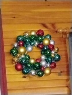 Christmas Wreath $10 Firm