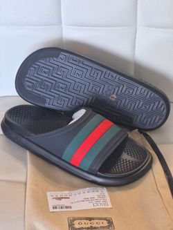 Gucci men skides