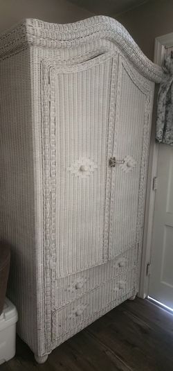Storage Rattan dresser