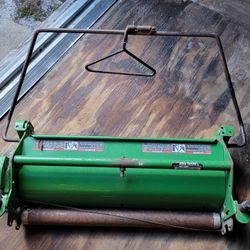 Barely Used John Deere 2500 Vertical Cut