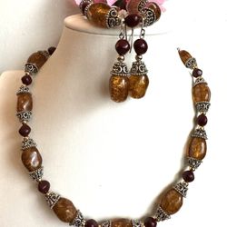 Vintage and beautiful Transparent Amber resin necklace set on sale