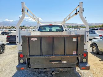 Tommy lift gates
