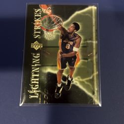 2000 UPPER DECK LIGHTNING STRIKES LS8 KOBE BRYANT