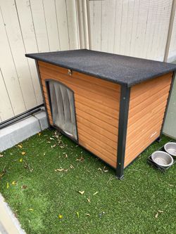 Aivituvin Outdoor Dog House