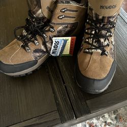 Nevados Tucson MOS M8556 Men’s Size 13 WP Mid Hiking Boots