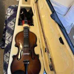 Cecillo Violin 