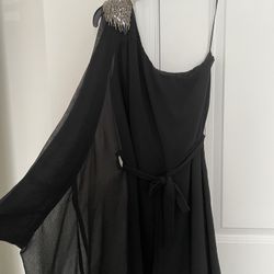 Chelsea & Violet Black Dress S