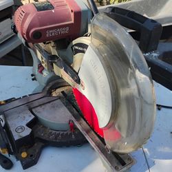 Chicago Electric Miter Saw Good Condition