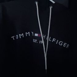 Tommy  Hilfiger