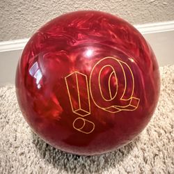 Storm I.Q Pearl Bowling Ball