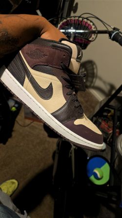 AJ1