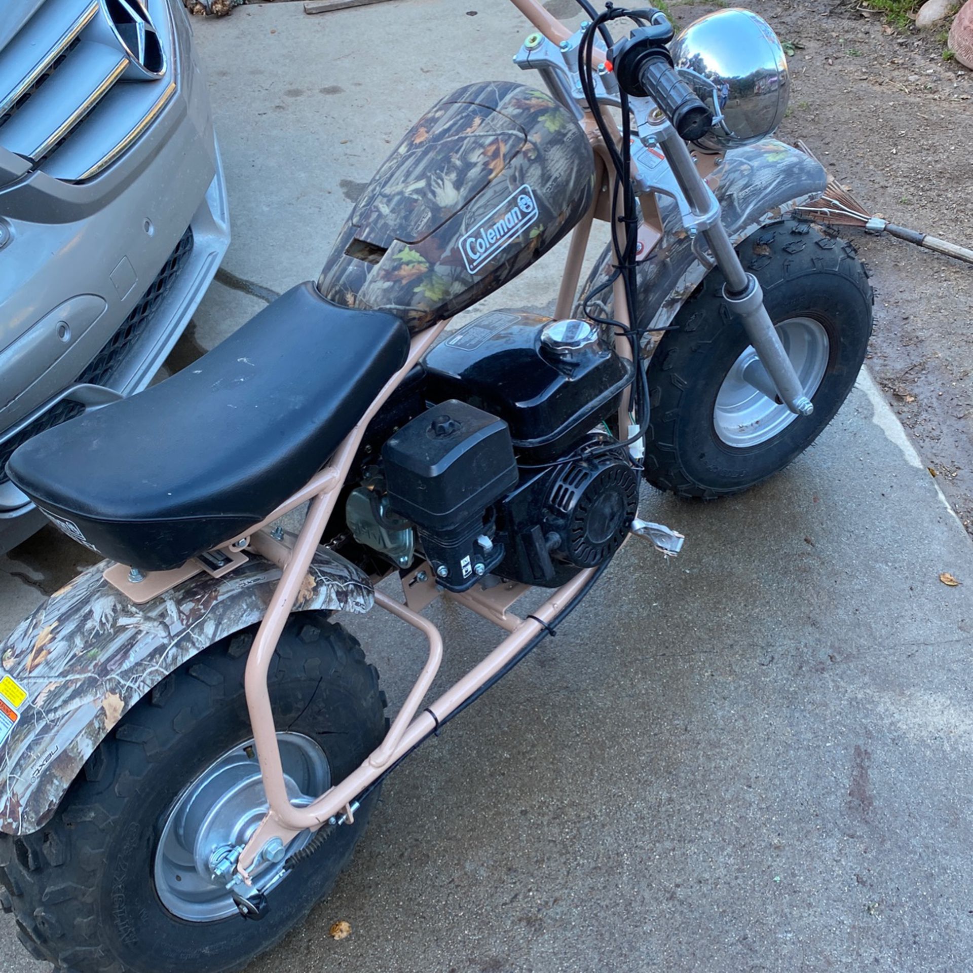 Strong tough Camo motorcycle Brand new only road a couple times