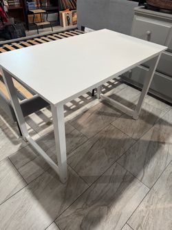 Table 29Hx41Wx24D