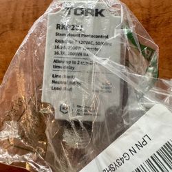 TORK RKP201 Outdoor 120-Volt Stem Mount Photocontrol with Light Adjus
