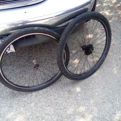 Set of 26 inch wheels and tires