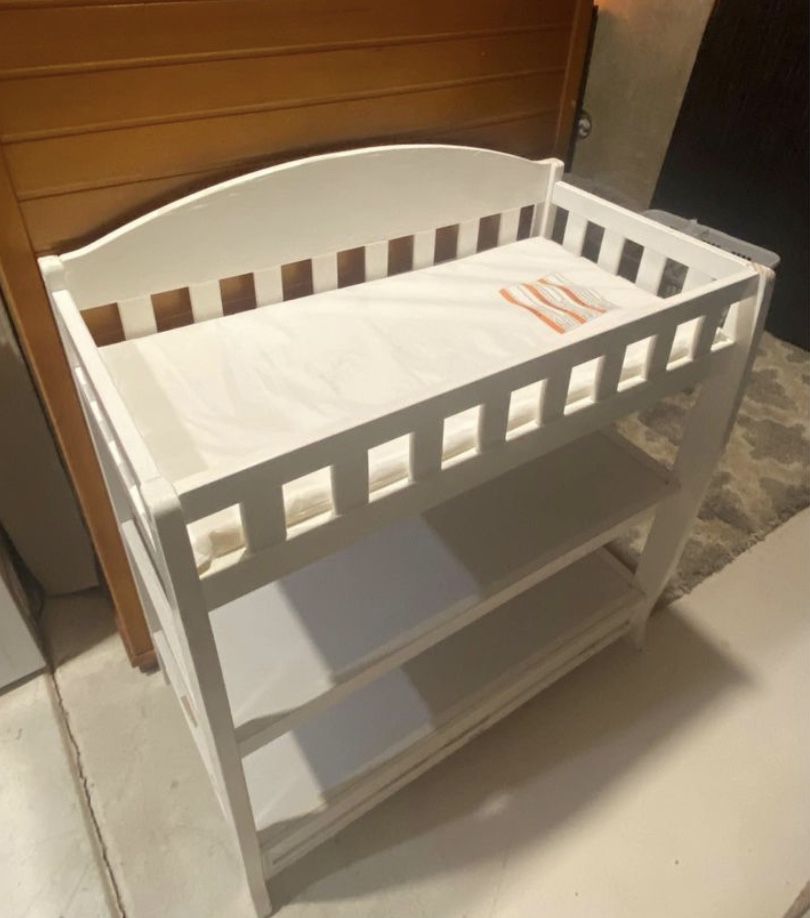 Changing Table & Pad